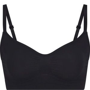 SKIMS Seamless Sculpt Bralette